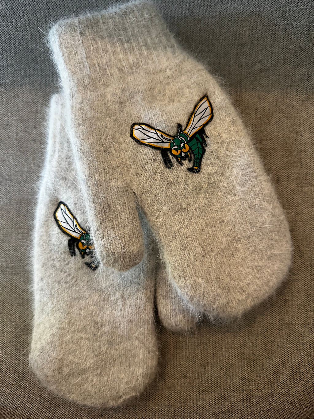Edina Fuzzy Mitten - Women