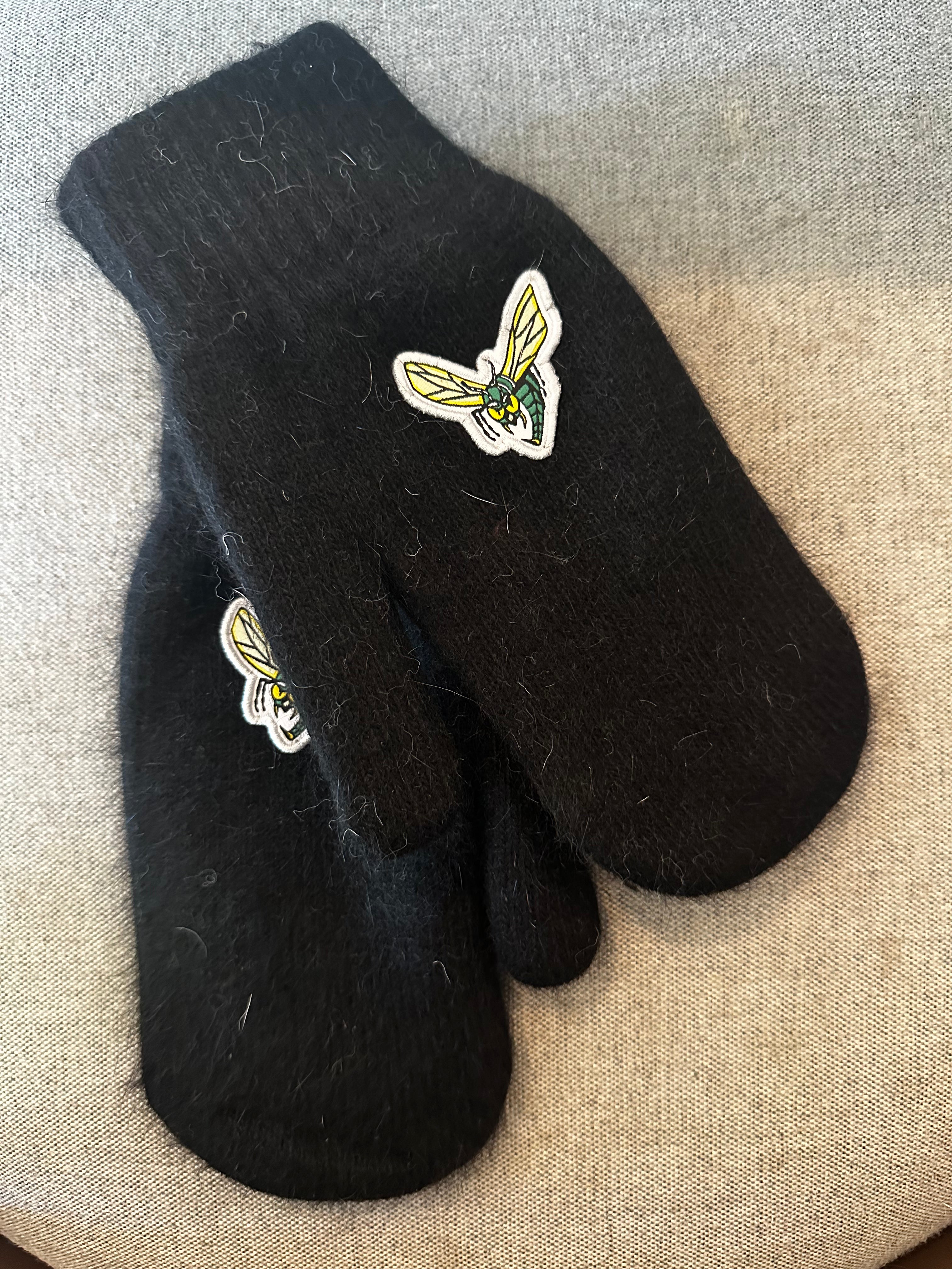 Edina Fuzzy Mitten - Women