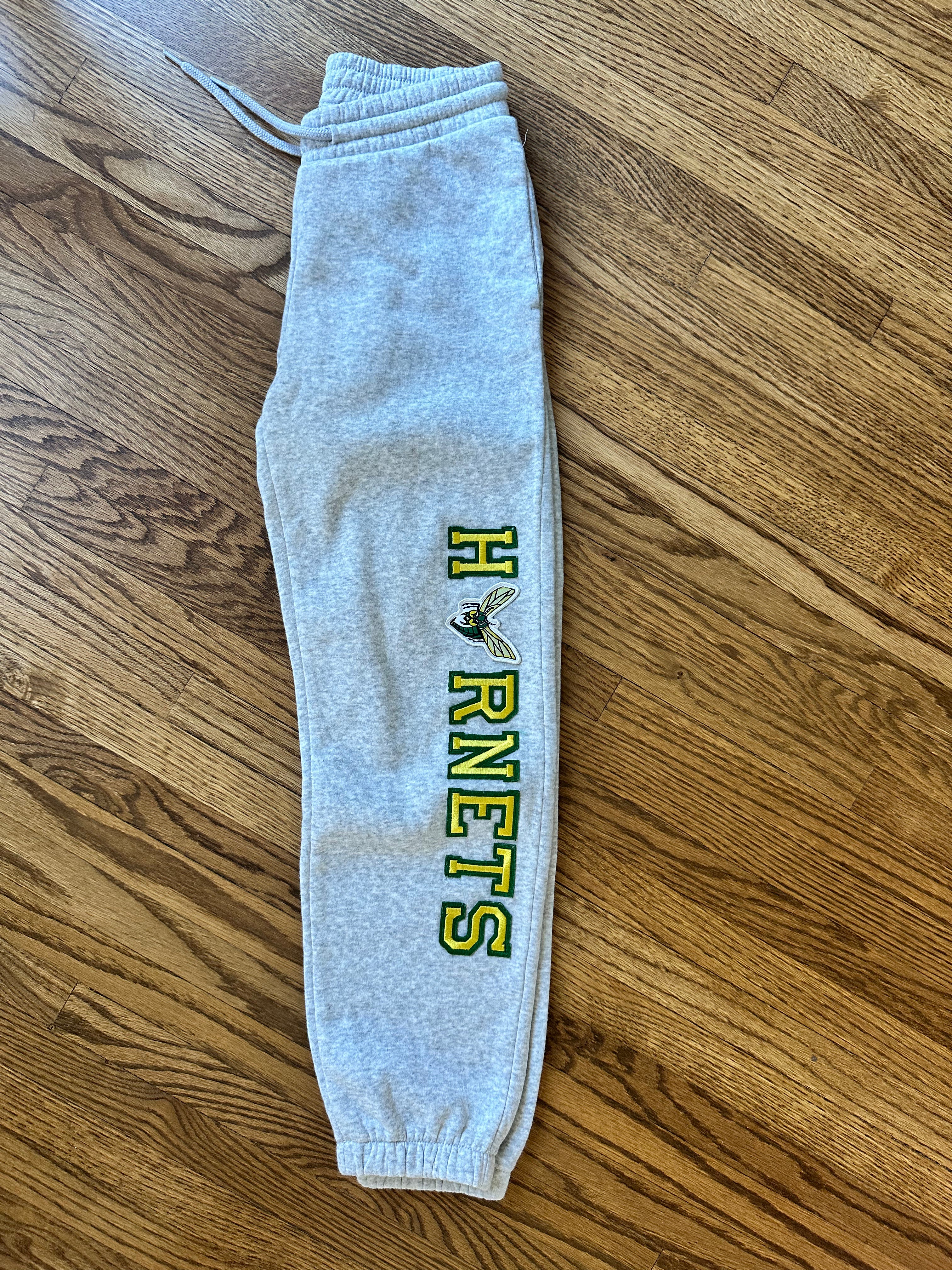 Grey sweats w/ yellow HORNETS